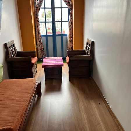 Hostal Cafe Tiana Latacunga Ngoại thất bức ảnh